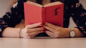 5 Tips Membuat Judul Buku Agar Menarik Pembaca