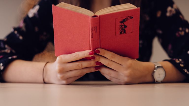 5 Tips Membuat Judul Buku Agar Menarik Pembaca
